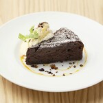 カフェ＆ブックス ビブリオテーク - 