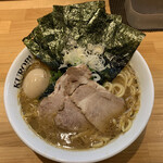 横浜家系ラーメン 黒帯 - 