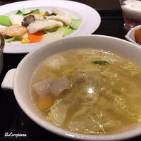 中国料理 豪華 - 猪肉白菜湯
