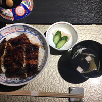 炭焼きうなぎ・かしわ 登河 - 