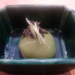 恵比寿　くろいわ - 涼しげな一品であったがこれも個人的には無しでいいかな。