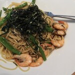 ボーノ - 芝エビ  整列