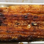 うなぎ 丸富 - うなぎ弁当 2850円、大盛り 50円増し、タレ 1ヶ 30円