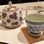 飄香 - 中国茶　雲南白茶　夏向けのお茶で体にこもった熱を取り去る作用があるそうです♪