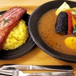 スープカレーハウスしっぽ - 厚切りグリルドベーコンカレー