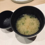 鮨処 有馬 - ボタンエビの頭入り味噌汁