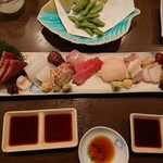 山海づくし勝也 - 刺身盛り合せ