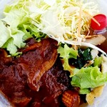 割烹 治郎兵衛 - ◆「ハンバーグ弁当」 デミグラスソースを纏った "ふんわり"ハンバーグ