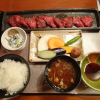 飛騨牛一頭家 馬喰一代 岐阜神田 - 炭火焼ランチ（肉150g）（￥2100）