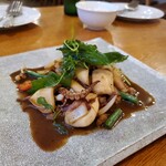 酒とタイ料理 ピッサヌローク - 