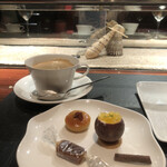 ラトリエ ドゥ ジョエル・ロブション - 