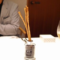 Convivio - 胡麻風味のグリッシーニ