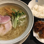 ありがたいが - 塩ラーメン (´∀｀) 麺大 鳥の唐揚げ ご飯