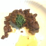 La Brianza - フェンネルだんご♪ラグーソース、ビーフ味わい旨み濃い。フェンネルのクロケットにナイフを入れてみたら、本当にフェンネルがぎゅつとしてた(≧▽≦)　香りがすごくて。スパイスの香りもして、素晴らしくさわやか