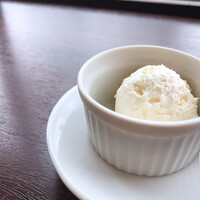 トラットリア グランボッカ - ホイップバター