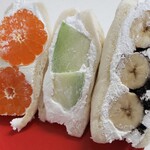 ハロが夢みたフルーツサンド - 