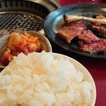 炭火焼肉 一龍 - ダブルカルビ定食@¥980