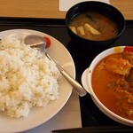 Matsuya - ごろごろチキンのバターチキンカレー