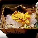 道人 - あこうと、由良の赤雲丹。箱出しNGのお品。