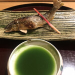 日本料理 太月 - フルコース１６５００円。長良川天然鮎塩焼き。６月にいただいたものより、身も肝も鮮烈な味わいで、とーっても美味しくいただきました（╹◡╹）（╹◡╹）