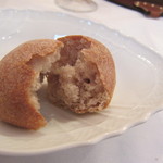 RISTORANTE REGA - 全粒粉の丸パン