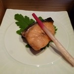 Saitaniya - 2012.06　栄御膳の焼物、サーモン