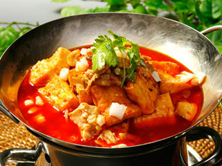 h Fukumanen - 揚げ豆腐と海鮮鍋煮