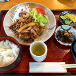 四洲苑 - 焼肉定食 800円税込