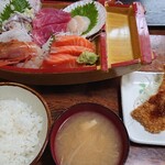 味の食彩館 - 