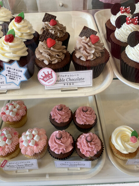 ロンドン カップケーキ 名古屋店 London Cupcakes 覚王山 ケーキ 食べログ