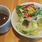 ボーノ - サラダとコンソメスープ