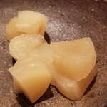 鮨 さかい - ガリ