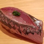 鮨 さかい - (13)真鯵(島根県浜田産、4日寝かせ)