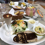 天空カフェ・アイアン雑貨の店シープガーデン - 