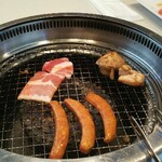 Yakiniku Juujuu Karubi - 