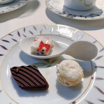 オテル・ドゥ・ミクニ - 