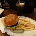 ダブルバーガー