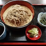 Tachi Soba Honke Rokudai Me Maruya - 「もりそば」。桧枝岐独特の裁ち蕎麦です。