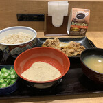 Yoshinoya - 牛皿麦とろ御膳