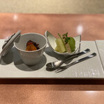 窯焼き割烹 黒泉 - ・岡山県産 晴王、静岡県産 クラウンメロン、自家製ミルク葛餅、自家製粒餡子、杏子の蜜煮、黒蜜