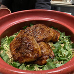 窯焼き割烹 黒泉 - ・ノドグロの炊き込みご飯
      (ゴールドラッシュ、新レンコン、金平)