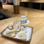 横浜 三河屋 - ブルーチーズ３種盛り