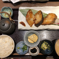 高級ブランド干物 『銀座伴助』 銀座本店 - 