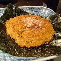 神宮前もくち - 大きな焼きおにぎり