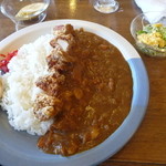カフェ・ド・シーダー - フライドチキンカレー