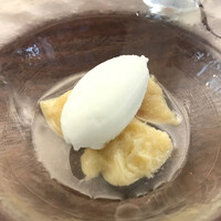 舵 - 桃のコンポート・レモンのソルベ