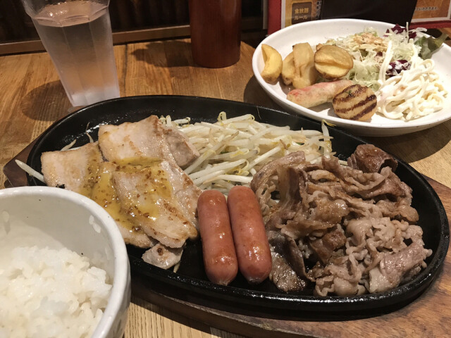 麺牛 メンギュウ 東梅田 ステーキ 食べログ 麺牛 メンギュウ 東梅田 ステーキ 食べログ