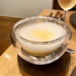 ヴィチーノ - トウモロコシの冷静スープとソルベ