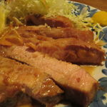 岡本 - リブロースのトンテキの断面