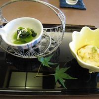 今半万窯 新宿店 - 小松菜と湯葉